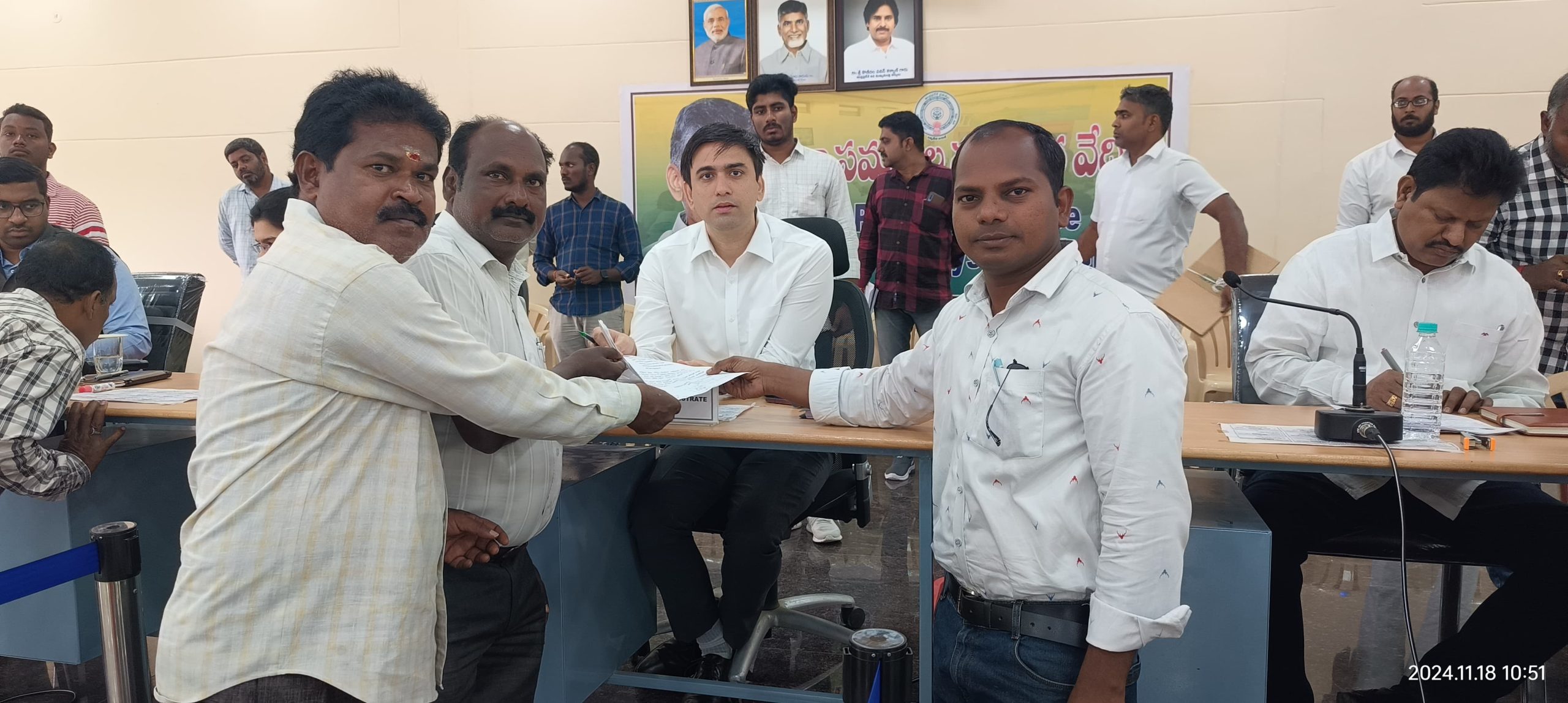 అంబేద్కర్ భవన్ నిర్మాణం కొరకు స్థలం కేటాయించండి.కాణిపాక పరిసర దళితులు
