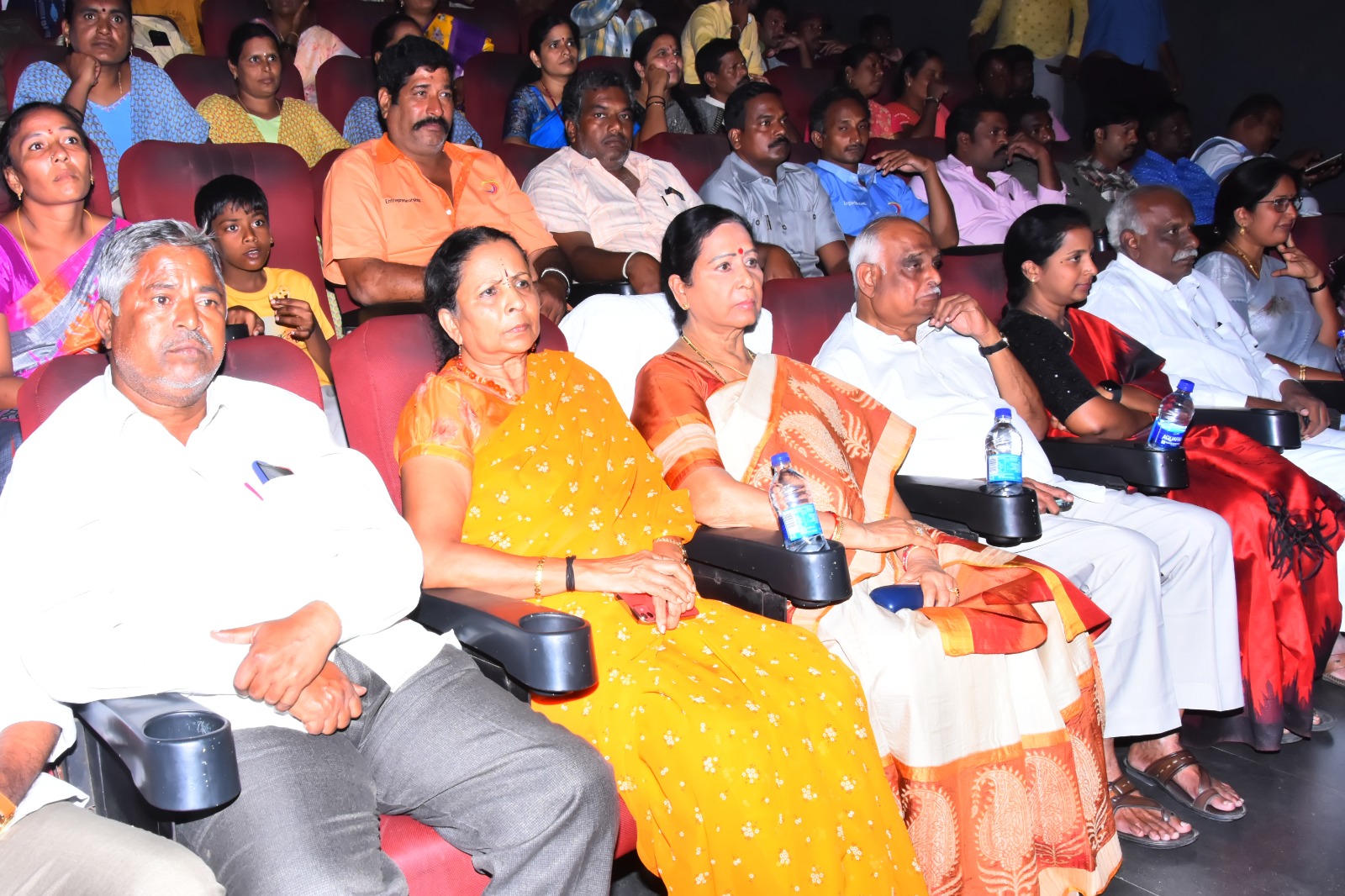 సనాతన ధర్మం, మాతృ ప్రేమను తెలియజేసే విధంగా దేవకీ నందన వసుదేవ : మాజీ మంత్రి గల్లా అరుణ కుమారి