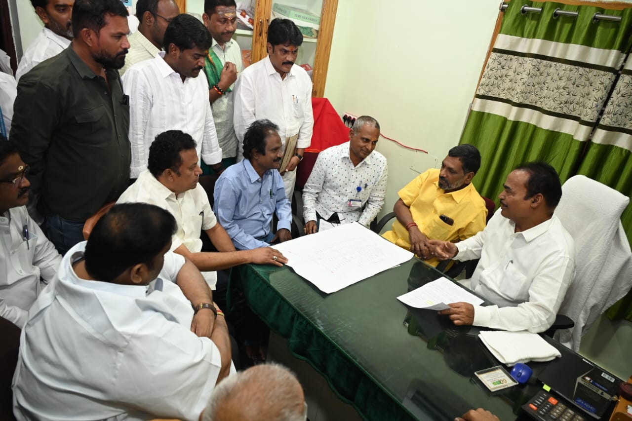 గంగ‌మ్మ ఆల‌య అభివృద్ధికి క‌ట్టుబ‌డి ఉన్నాంః ఎమ్మెల్యే ఆర‌ణి శ్రీనివాసులు