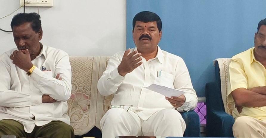 అన్ని పార్టీల నాయకులతో అఖిలపక్ష సమావేశాన్ని నిర్వహించిన పినపాక ఎమ్మెల్యే పాయం వెంకటేశ్వర్లు
