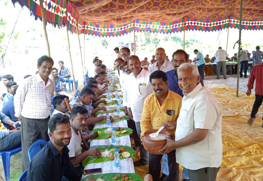 ప్రకృతి పర్యావరణ పరిరక్షణ సమితి ఆధ్వర్యంలో వనభోజనాలు
