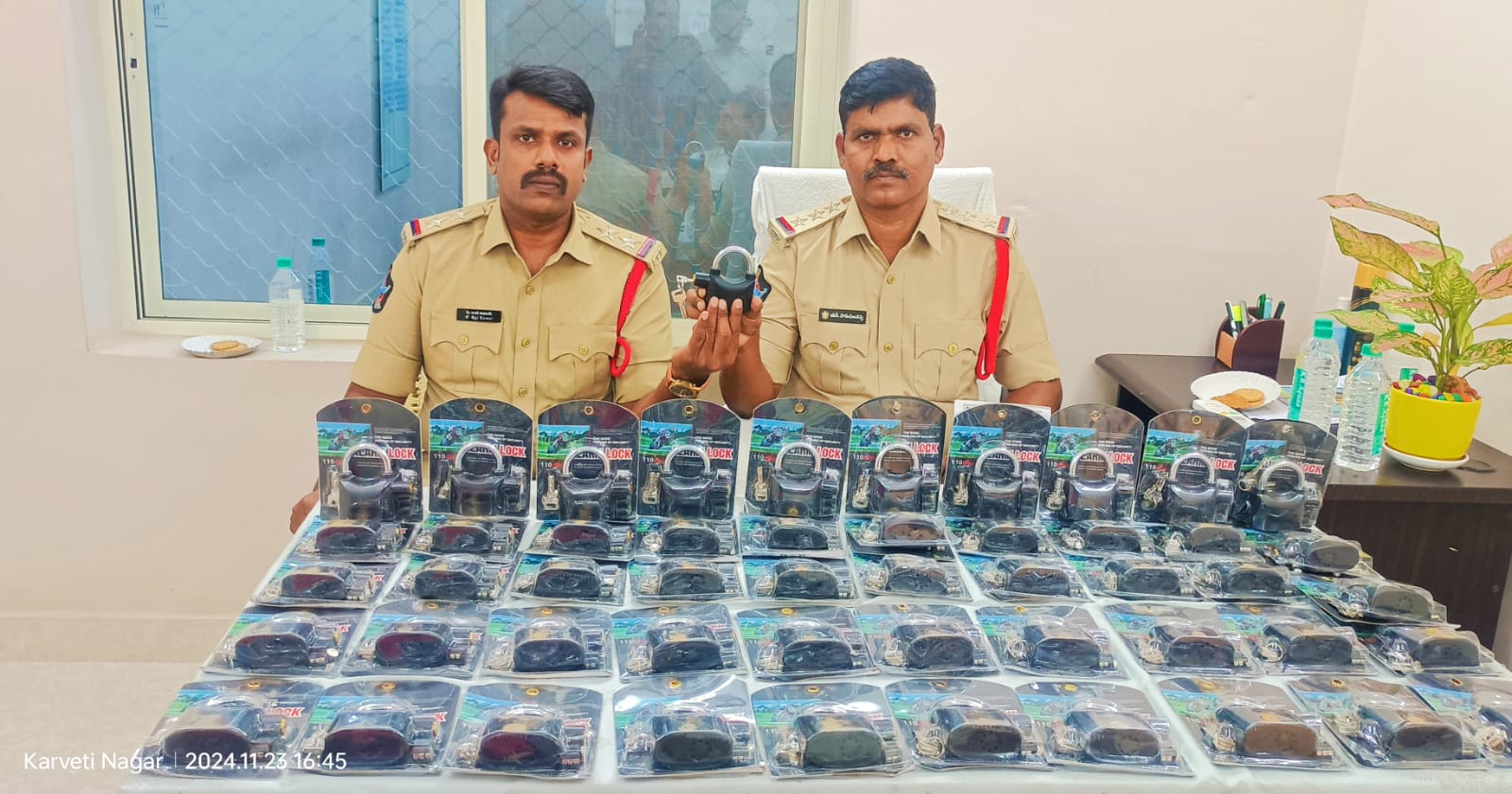 స్మార్ట్ లాక్ తో దొంగతనాలకు చెక్..
