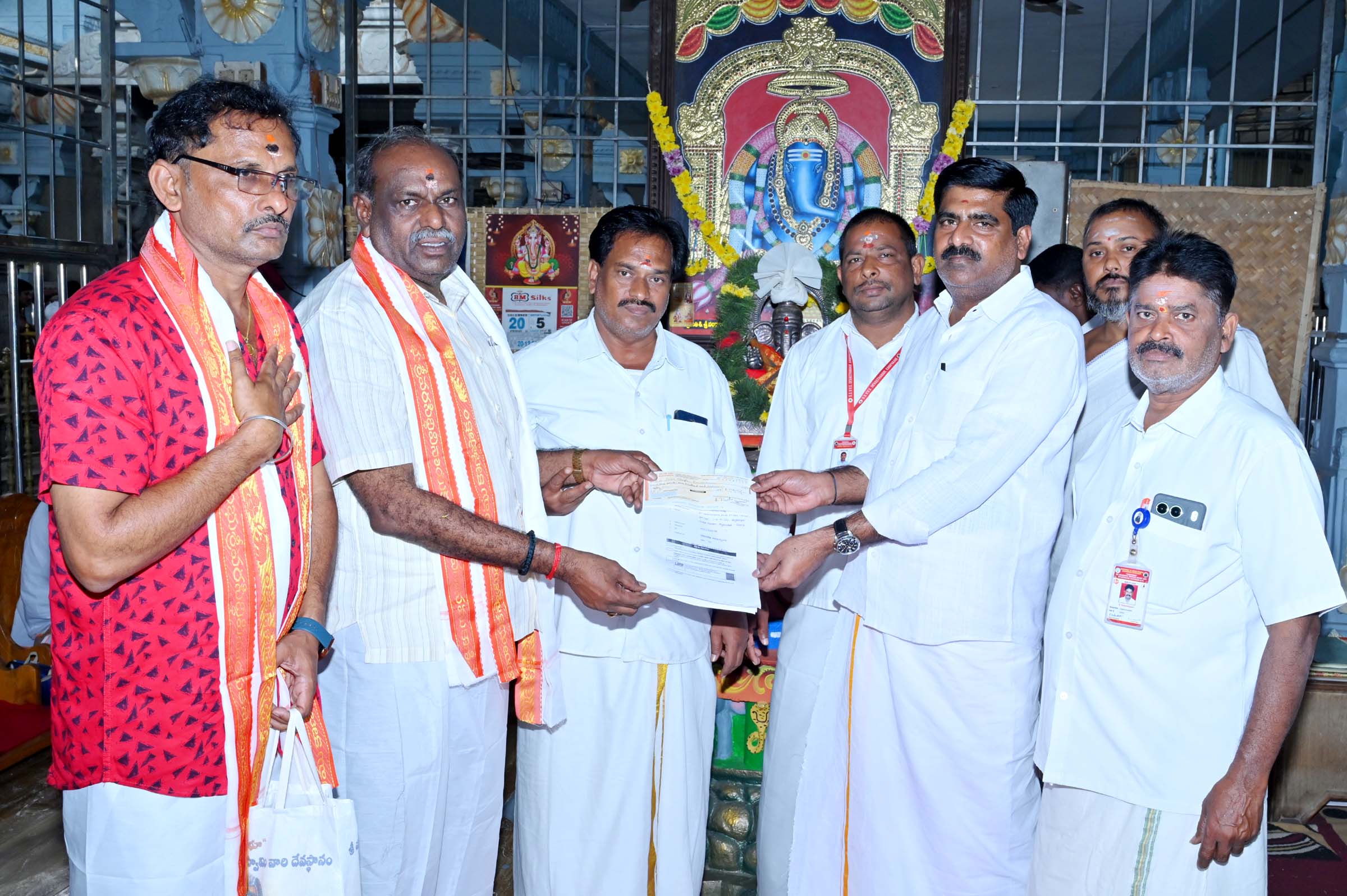 స్వామివారి నిత్యాన్నదాన సత్రానికి విరివిగా విరాళాలు