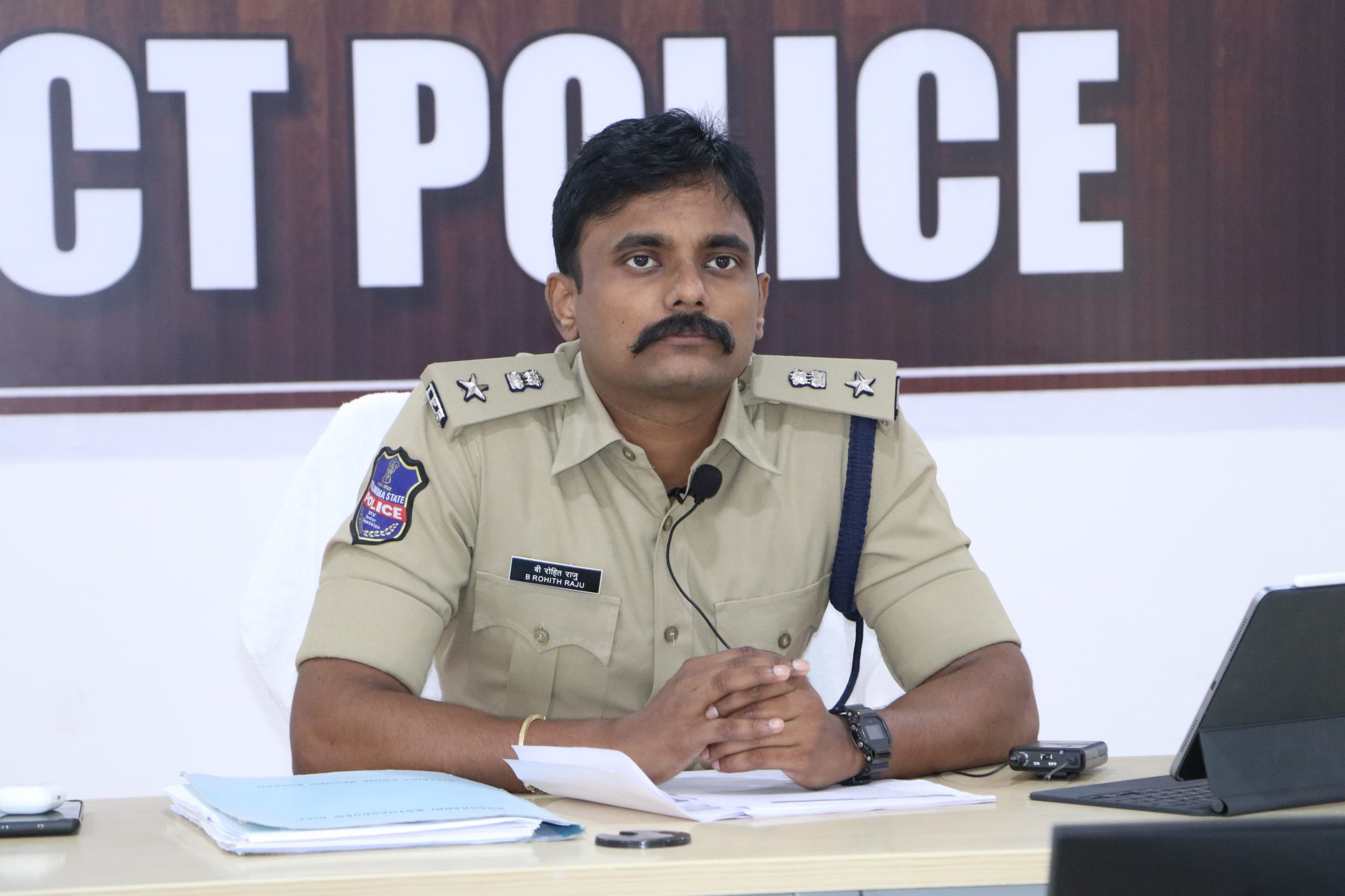 సామాన్య ప్రజానీకాన్ని ఇబ్బందులకు గురి చేసే వ్యక్తులపై కఠిన చర్యలు తీసుకోవాలి