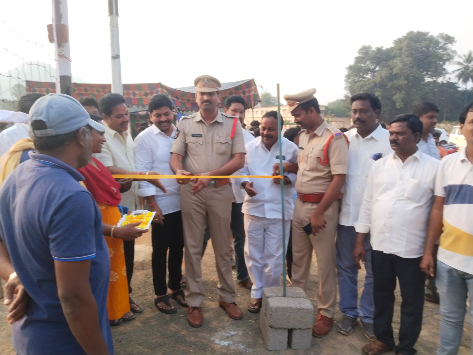 జూద క్రీడలు వద్దు.. సంక్రాంతి సంబరాలే ముద్దు..పోలీసుల వినూత్న కార్యక్రమం