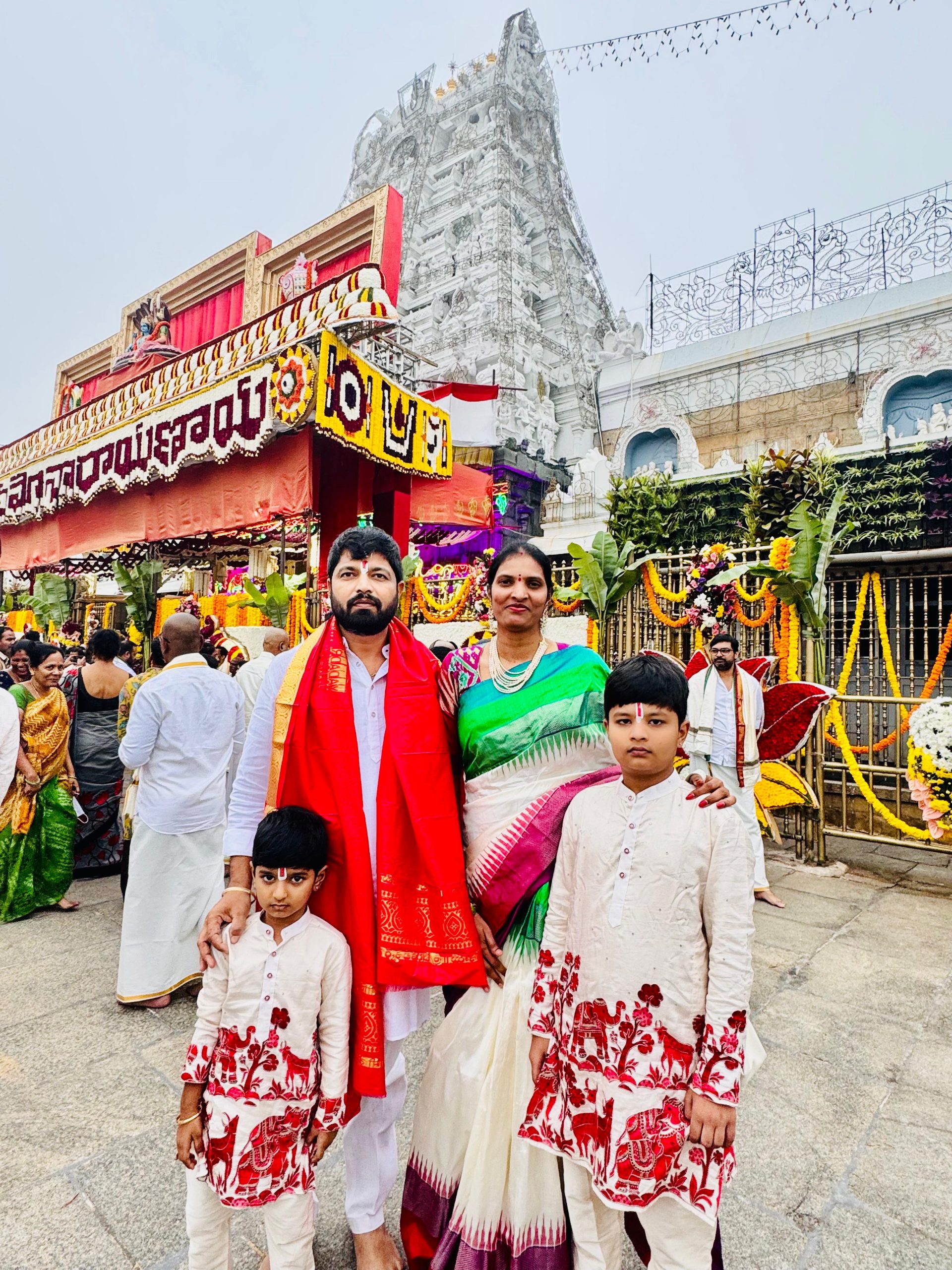 శ్రీవారిని దర్శించుకున్న చిలుక మధుసూదన్ రెడ్డి కుటుంబ సభ్యులు