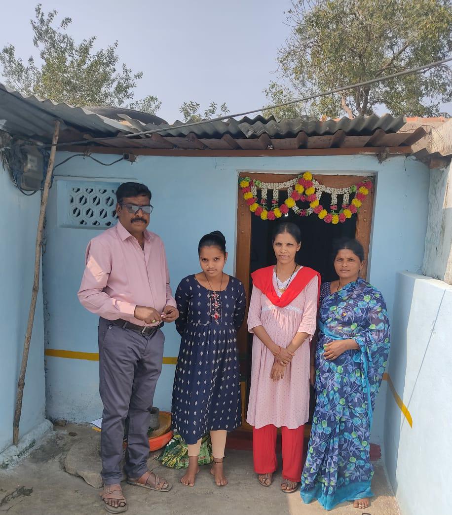 బడి ఈడు పిల్లలను గుర్తించి.. బడిలో చేర్పించాలి