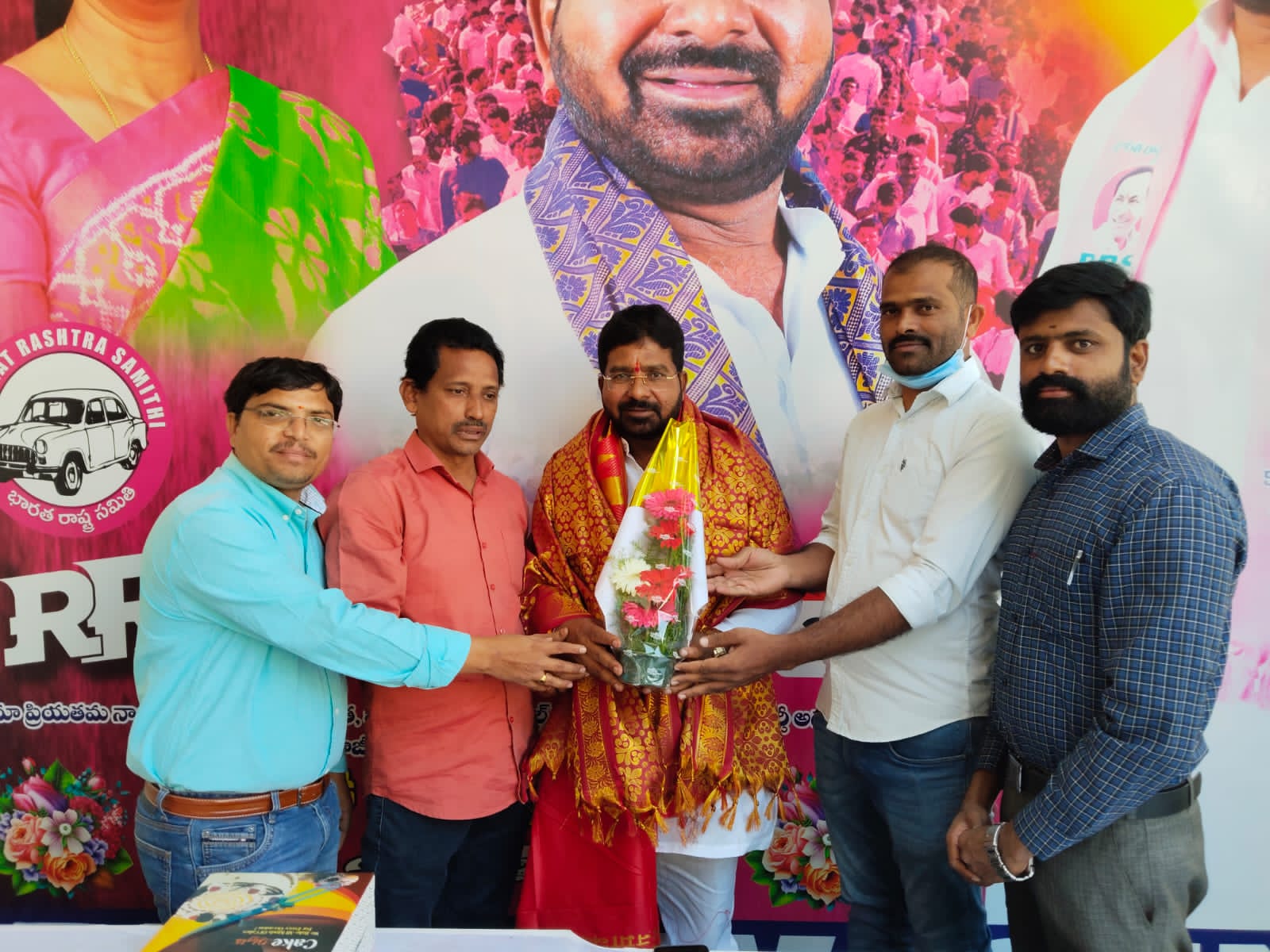 రామిడి రాంరెడ్డి జన్మదిన వేడుకల్లో పాల్గొన్న మెట్రో మల్టీ స్పెషాలిటీ హాస్పిటల్ యాజమాన్యంబడంగ్పేట్
