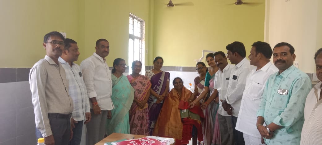 ఉత్తమ సేవ అవార్డు అందుకున్న డాక్టర్ శైలజ కు ఘన సన్మానం