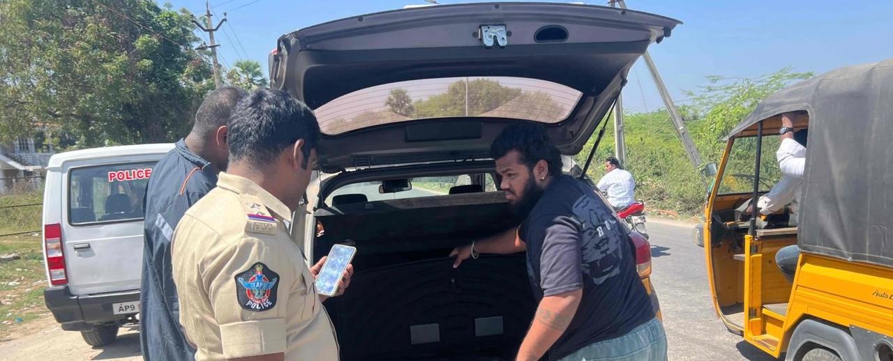 మద్యం సేవించి ద్విచక్ర వాహనం నడిపిన ముగ్గురు వ్యక్తులపై కేసు నమోదు.