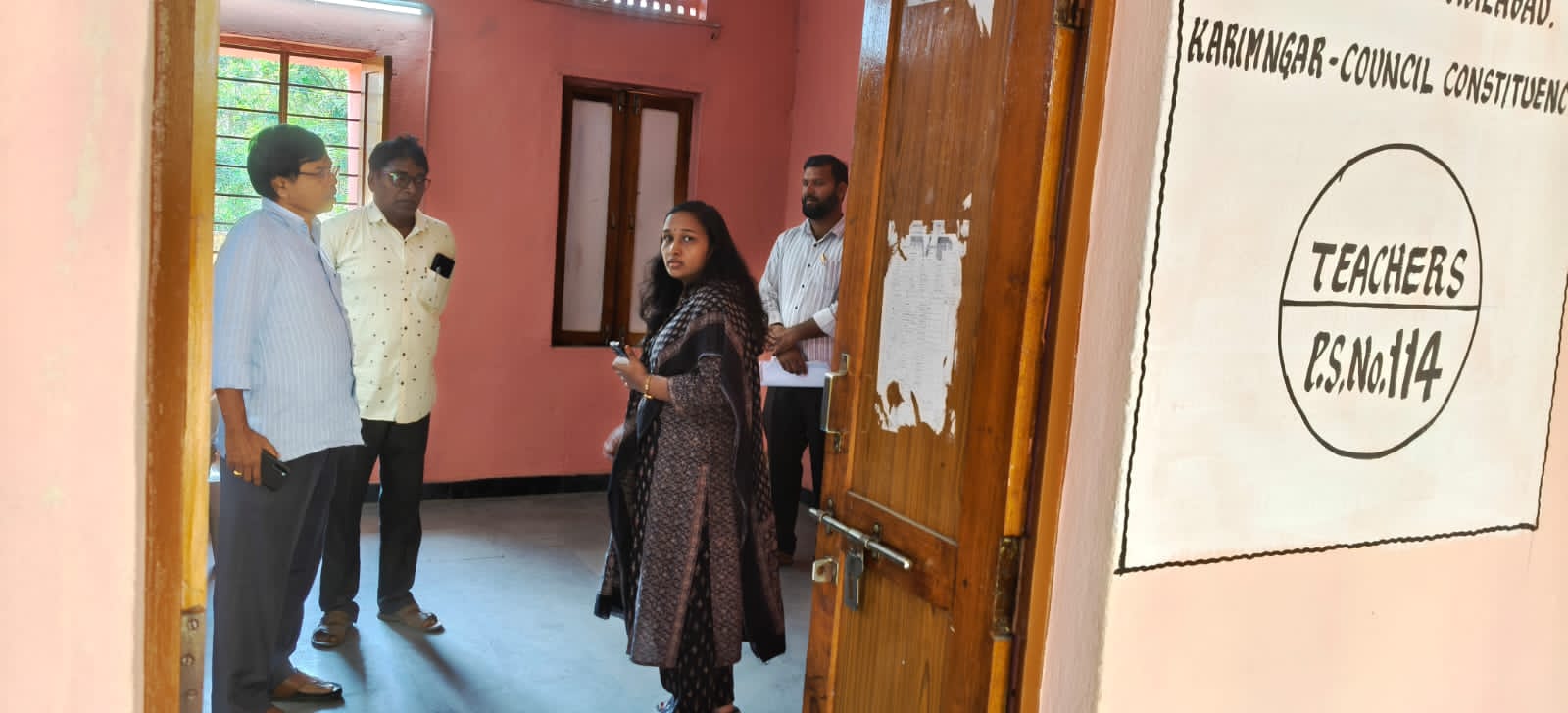 పోలింగ్ కేంద్రాలలో సౌకర్యాలు కల్పించాలి. సబ్ కలెక్టర్ కిరణ్మయి.