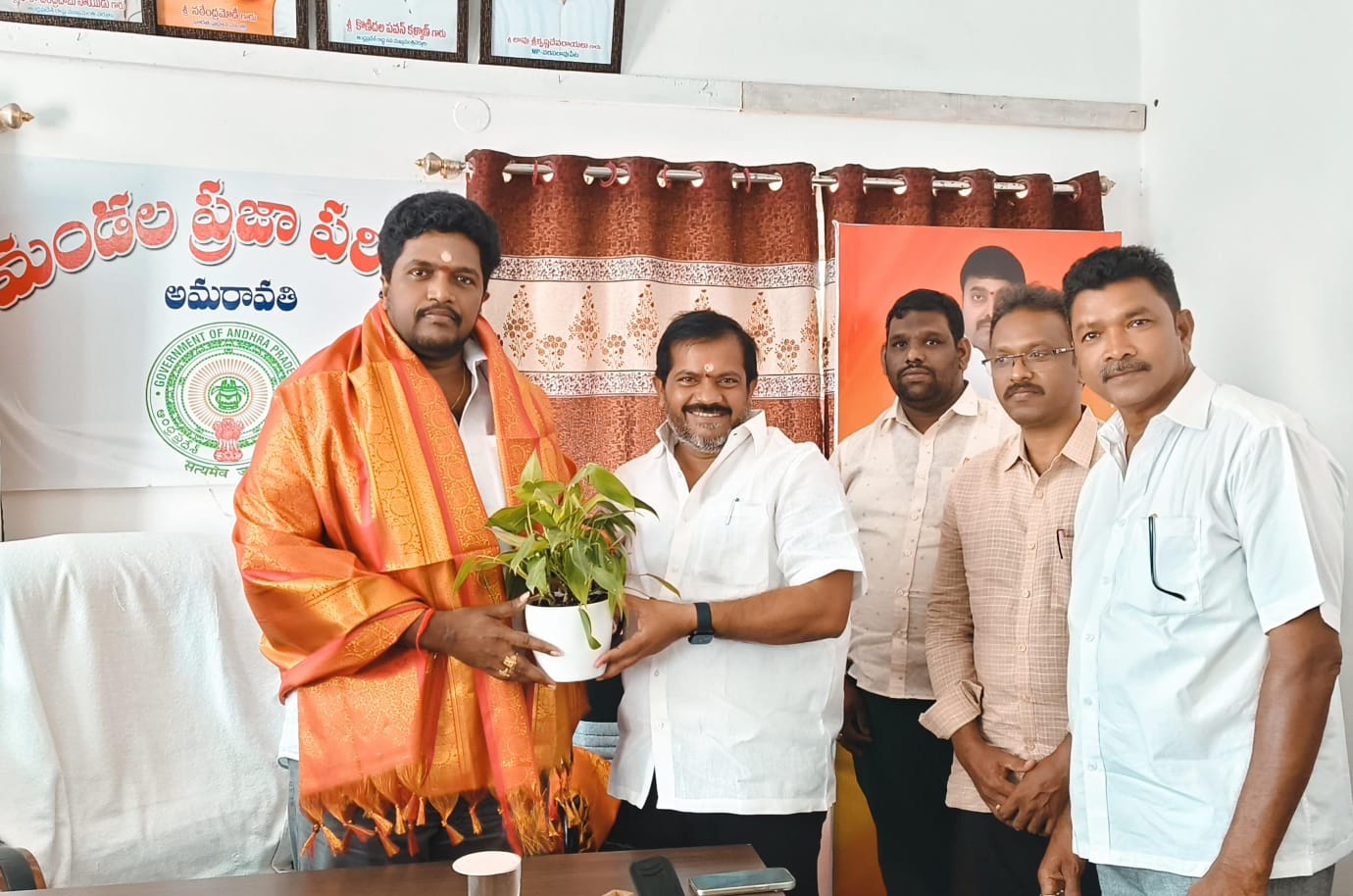 పరిపాలనా అనుమతి రూ.10 లక్షలు  పెంచడం పై హర్షం