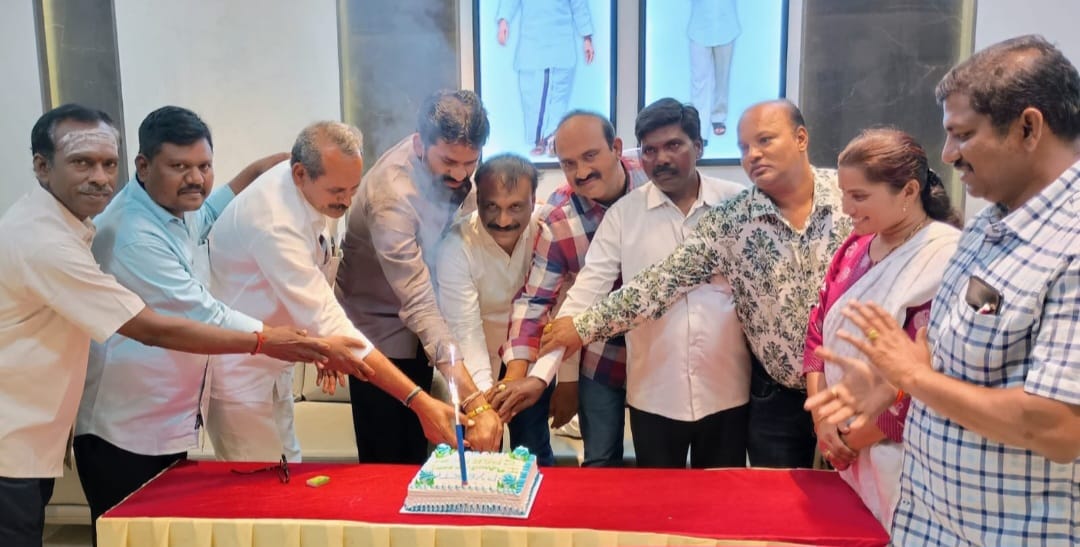 YSRTA మొదటి వార్షికోత్సవ వేడుకల్లో పాల్గొన్న….. ఎం ఎల్ సి పర్వత రెడ్డి చంద్రశేఖర్ రెడ్డి