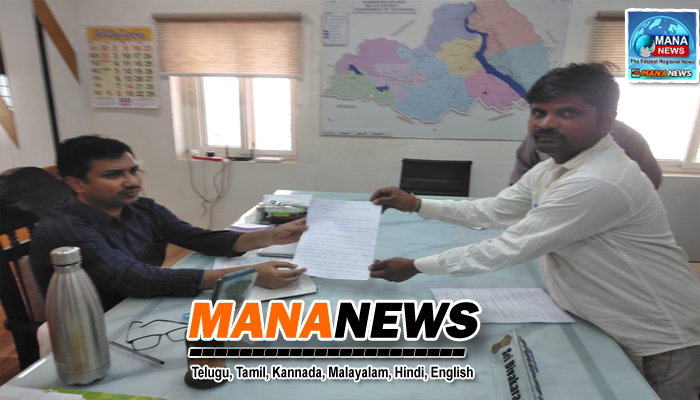 వెంకటాపురం మండలంని అన్ని రంగాలలో అభివృద్ధి చేయాలని జిల్లా కలెక్టర్ గారికి వినతి పత్రం అందజేత
