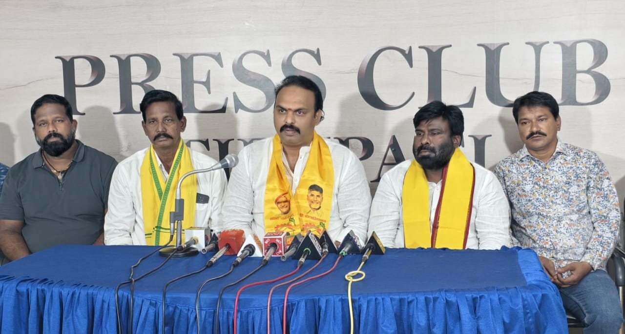 మూగ జీవాలను రాజకీయం చేయడం తగదు,బహిరంగ చర్చకు సిద్ధమా…? టిడిపి రాష్ట్ర అధికార ప్రతినిధి డాక్టర్ కోడూరు బాలసుబ్రమణ్యం