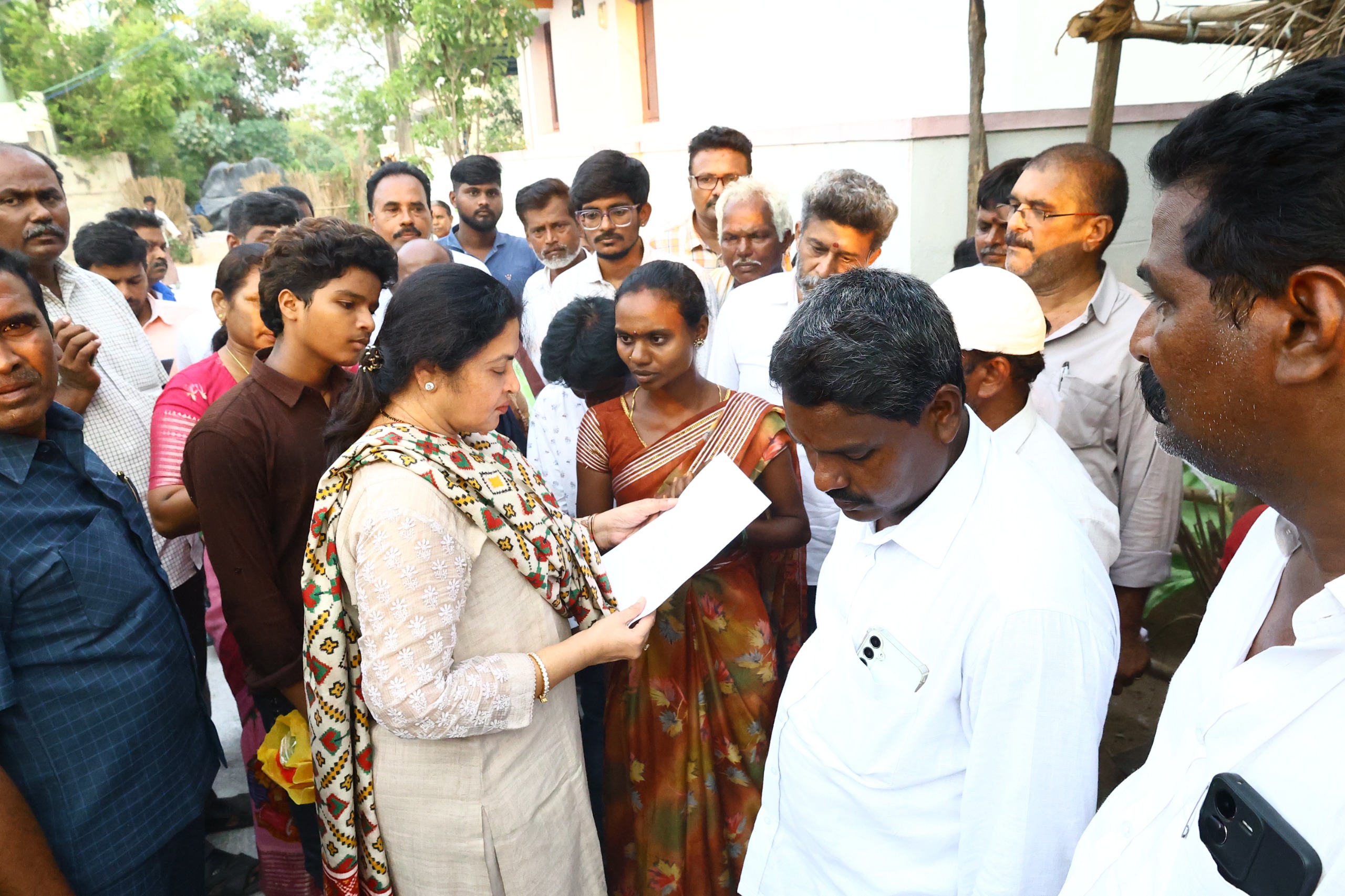 భూ వివాదాలు పరిష్కారమే రీ సర్వే లక్ష్యం……… కోవూరు ఎమ్మెల్యే వేమిరెడ్డి ప్రశాంతి రెడ్డి