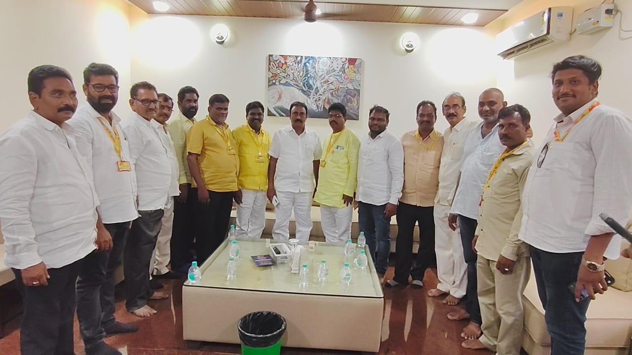 కడపలో ఘనంగా ఆర్యవైశ్య నాయకుడు తటవర్తి వాసు జన్మదిన వేడుకలు