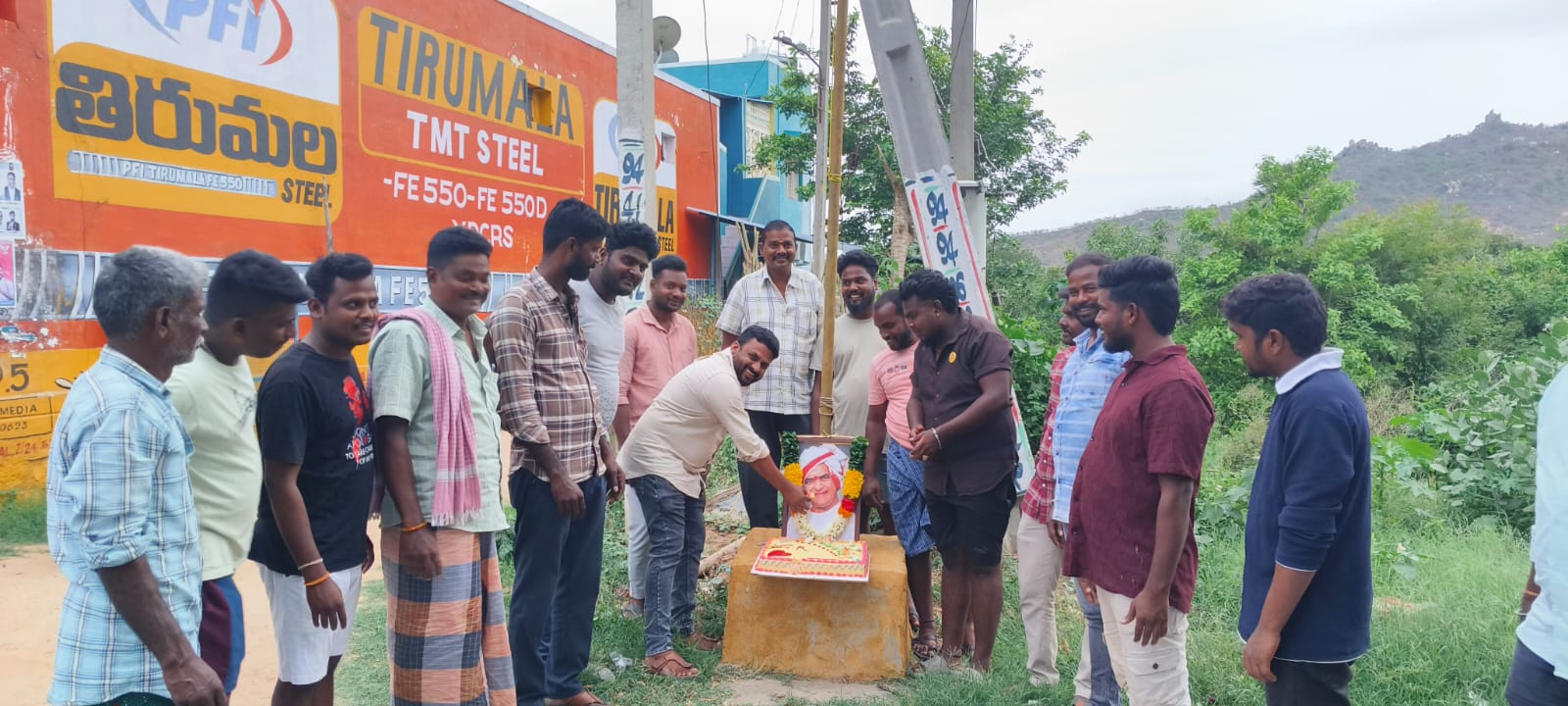 బడుగు బలహీన వర్గాల ఆశాజ్యోతి ఎన్టీఆర్
