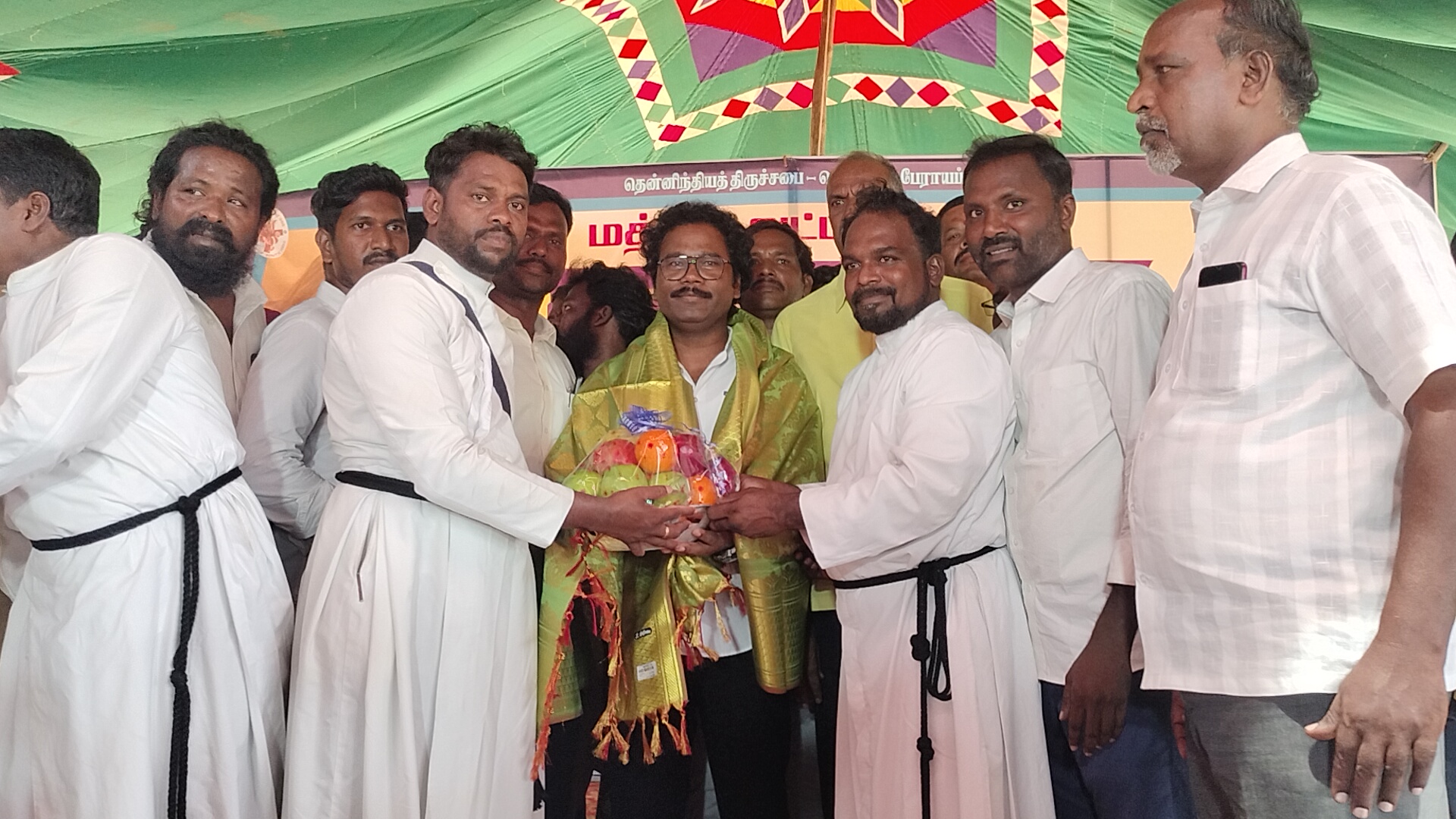 సి ఎస్ ఐ చర్చ్ అభివృద్ధికి సహకరిస్తా జీడి నెల్లూరు ఎమ్మెల్యే డాక్టర్ థామస్