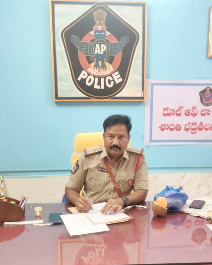 దేవాలయాలు, మజీద్,చర్చి ల వద్ద సీసీ కెమెరాలు ఏర్పాటు చేసుకోవాలి—రూరల్ సీఐ నాగభూషన్, ఎస్సై శ్రీకాంత్