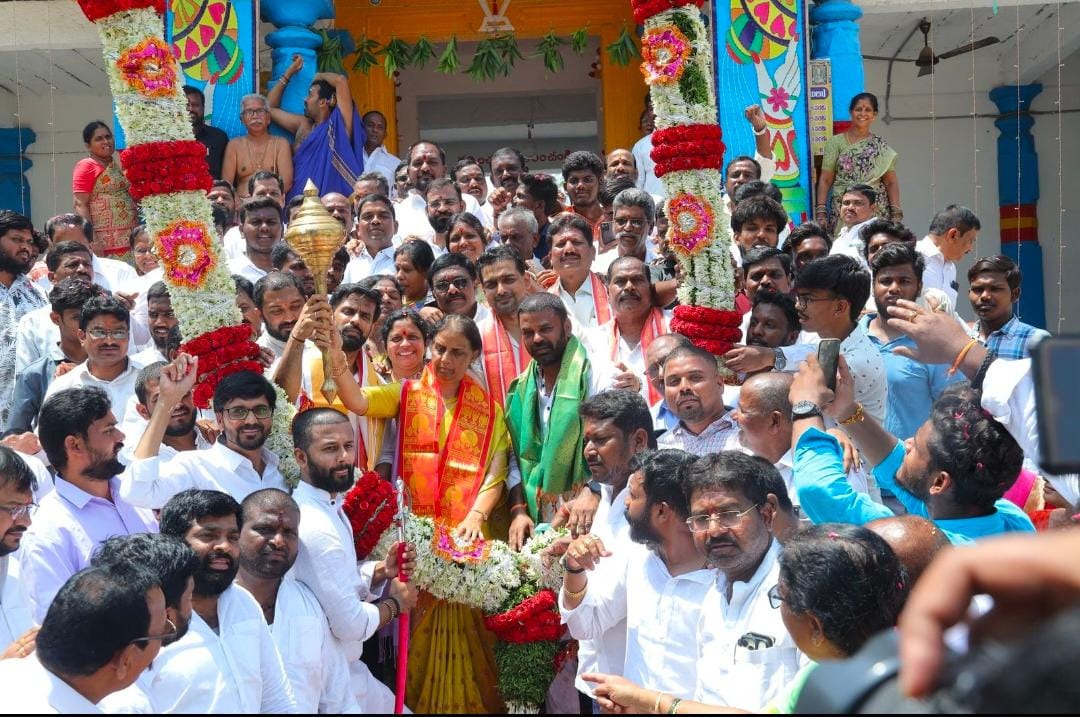 జనహృదయనేతకు జన్మదిన శుభాకాంక్షలు