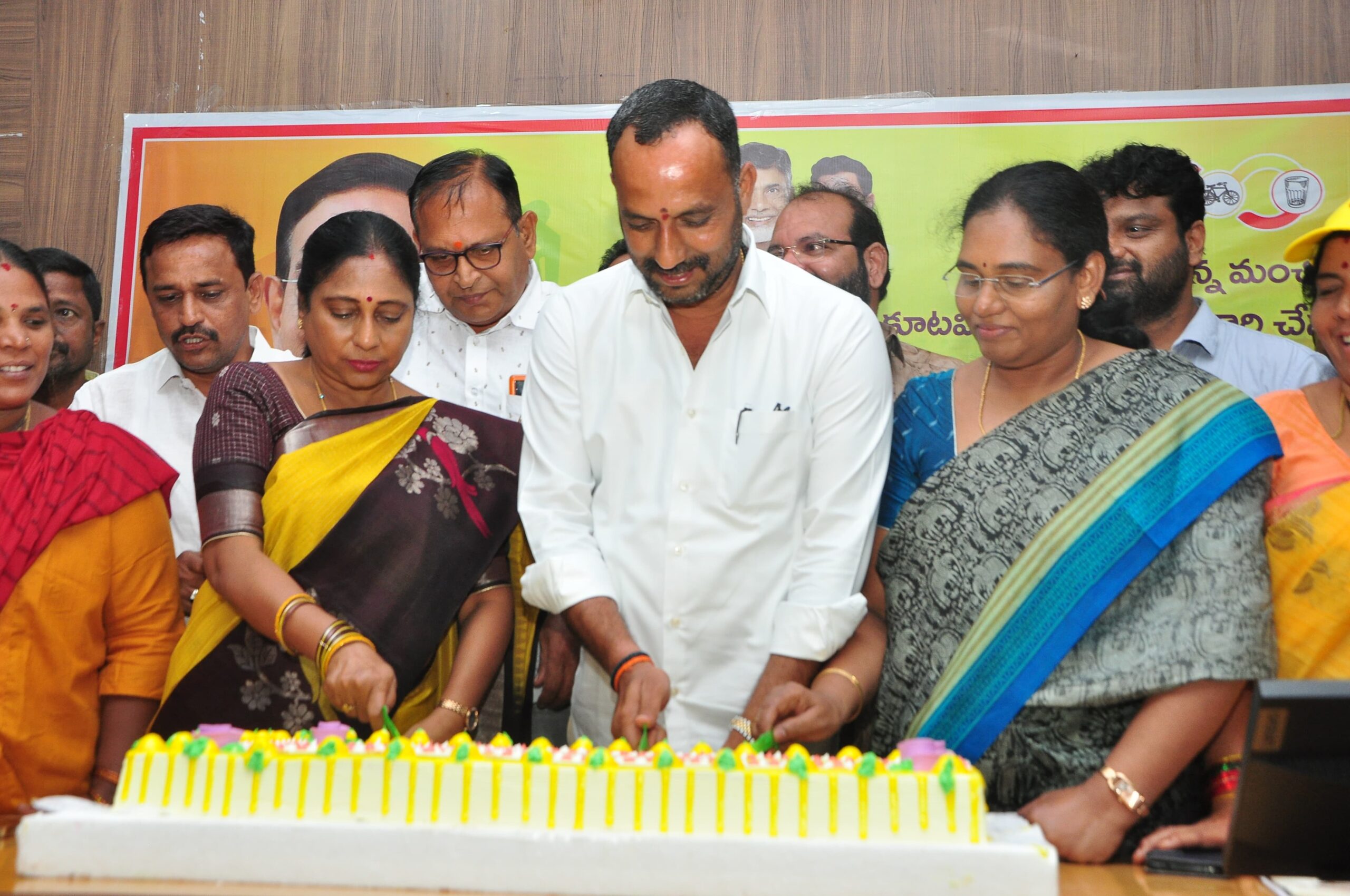 ఏడాది పాలనలో అభివృద్ధి పరుగులు