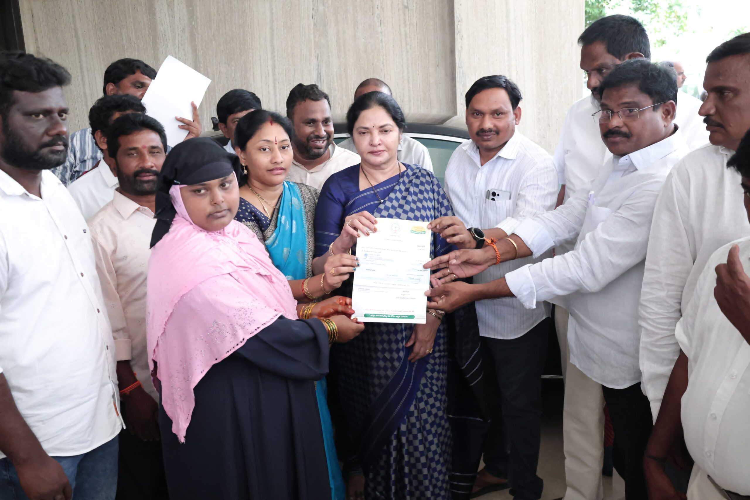పేదల ఆరోగ్య సంరక్షణ ధ్యేయం….. కోవూరు ఎమ్మెల్యే వేమిరెడ్డి ప్రశాంతి రెడ్డి