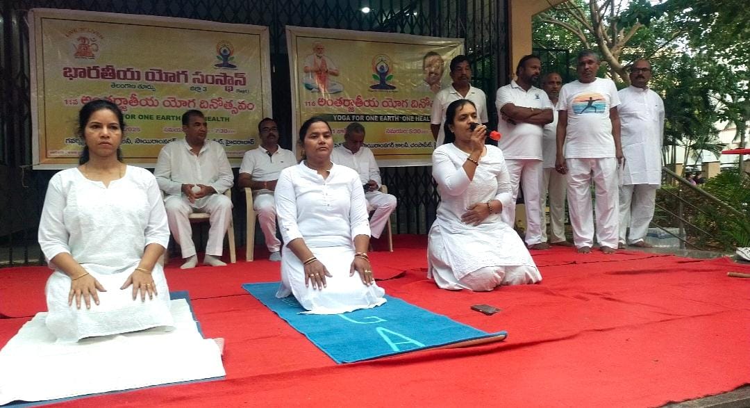 శరీరం, మనస్సు, ఆత్మ…ఈ మూడింటిని కలిపే విధానమే యోగా గురూజీ ఎల్ మాధవరెడ్డి