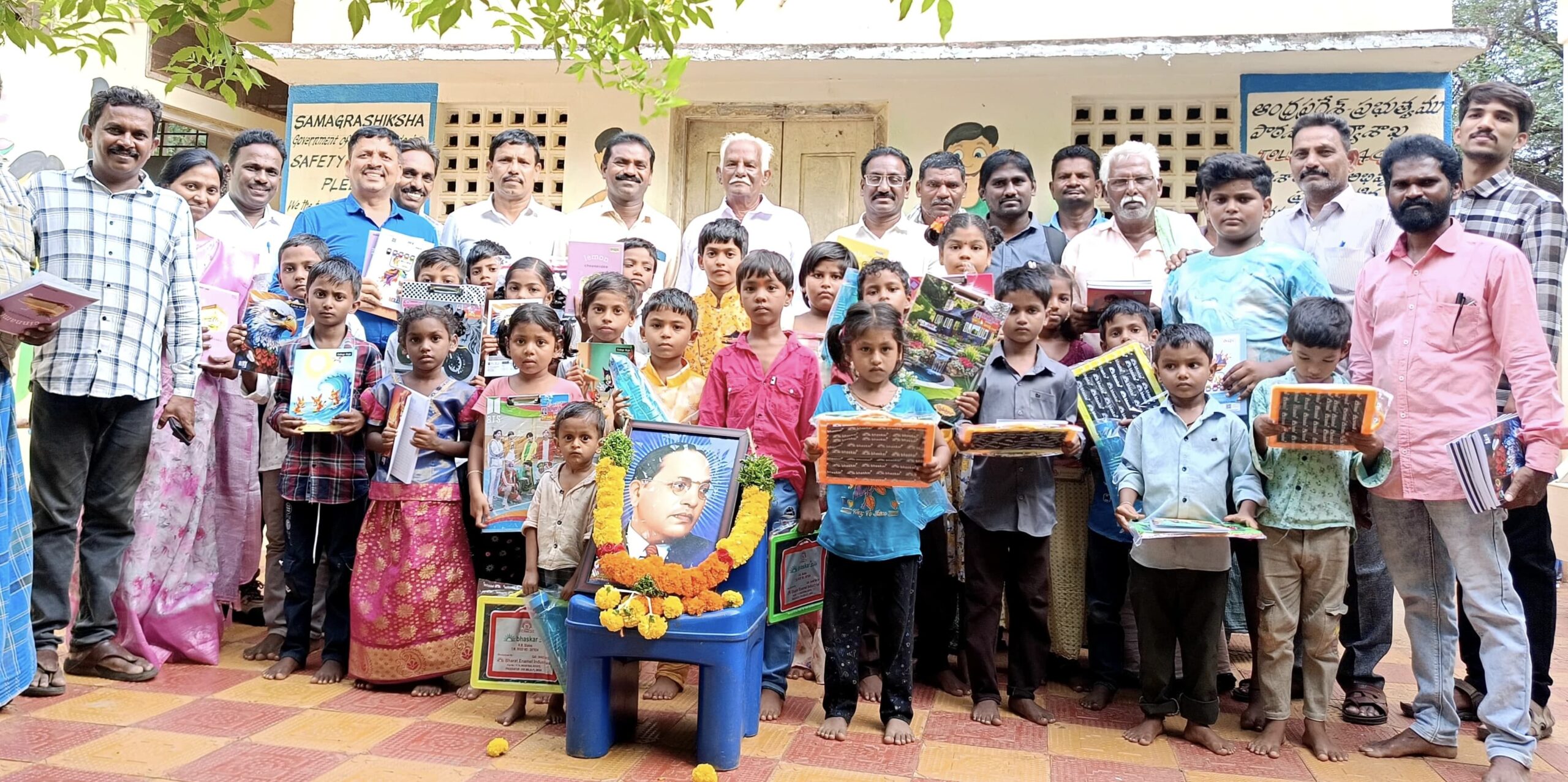 ప్రజలు భాగస్వామ్యంతో పాఠశాలలు అభివృద్ధిఎం.ఈ.ఓ రమణయ్య