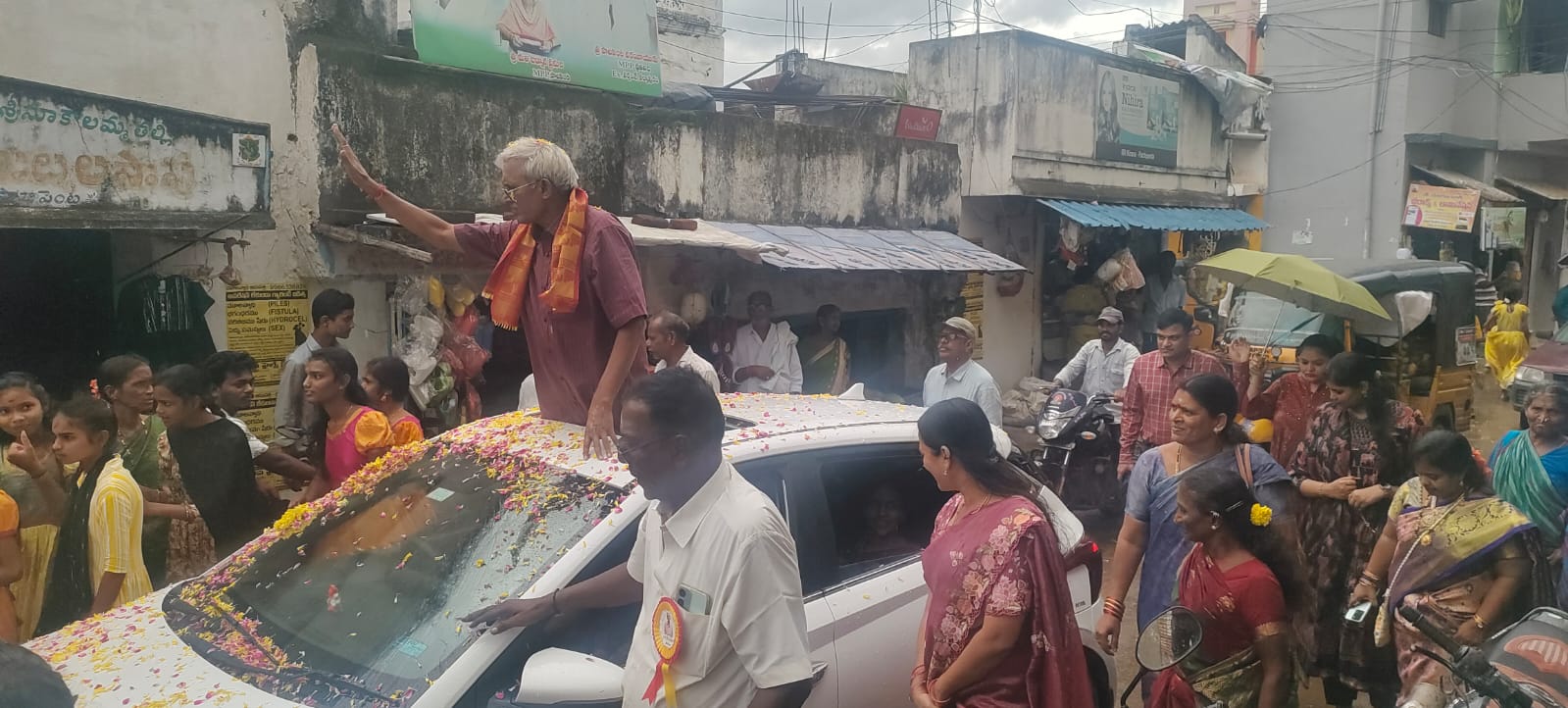 కృష్ణాజీసేవలు మరువలేనివి
