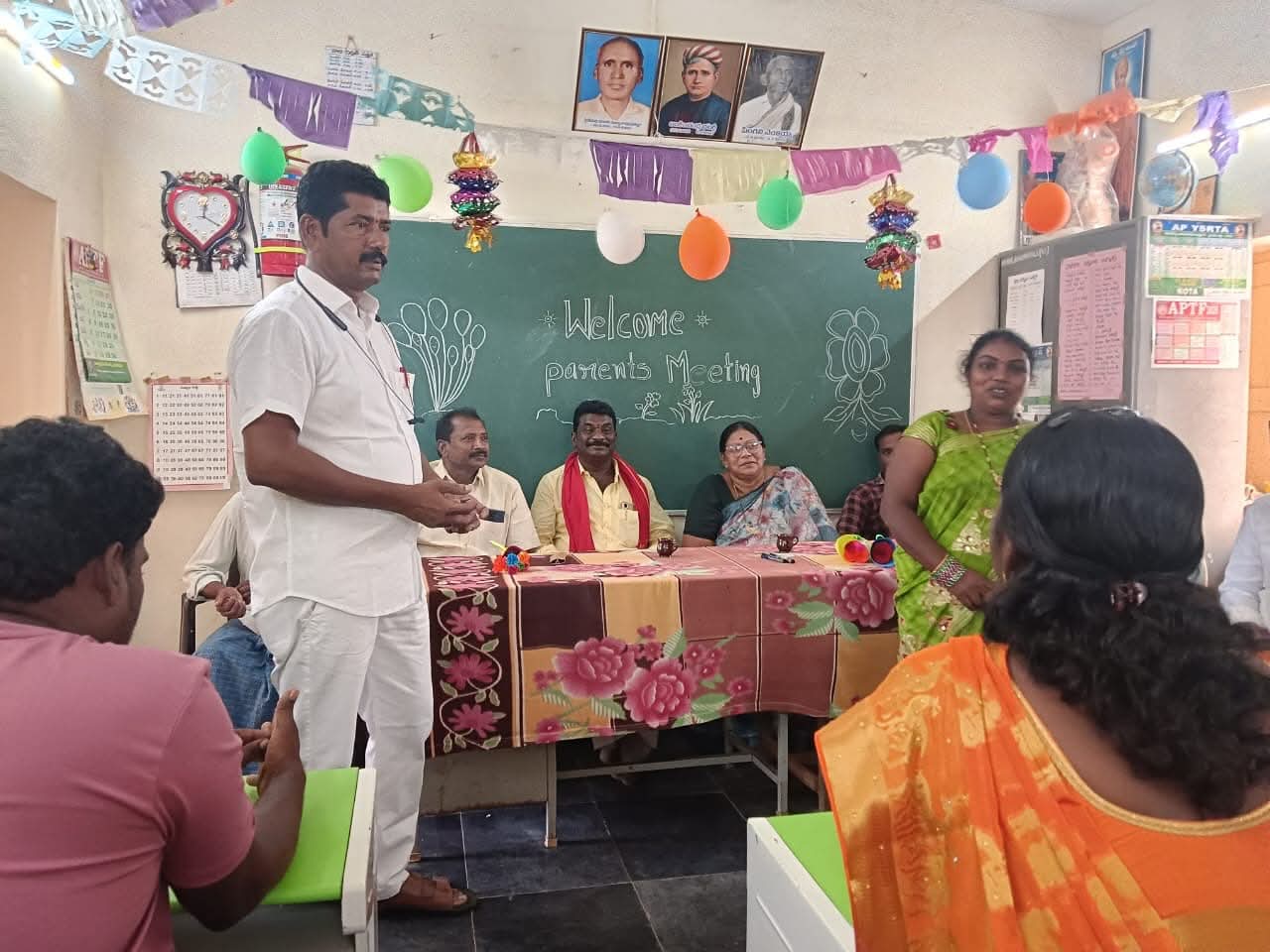 పేరెంట్స్ డే సందర్భంగా బింగినపల్లిలో పాఠశాల అభివృద్ధి కార్యక్రమాలు