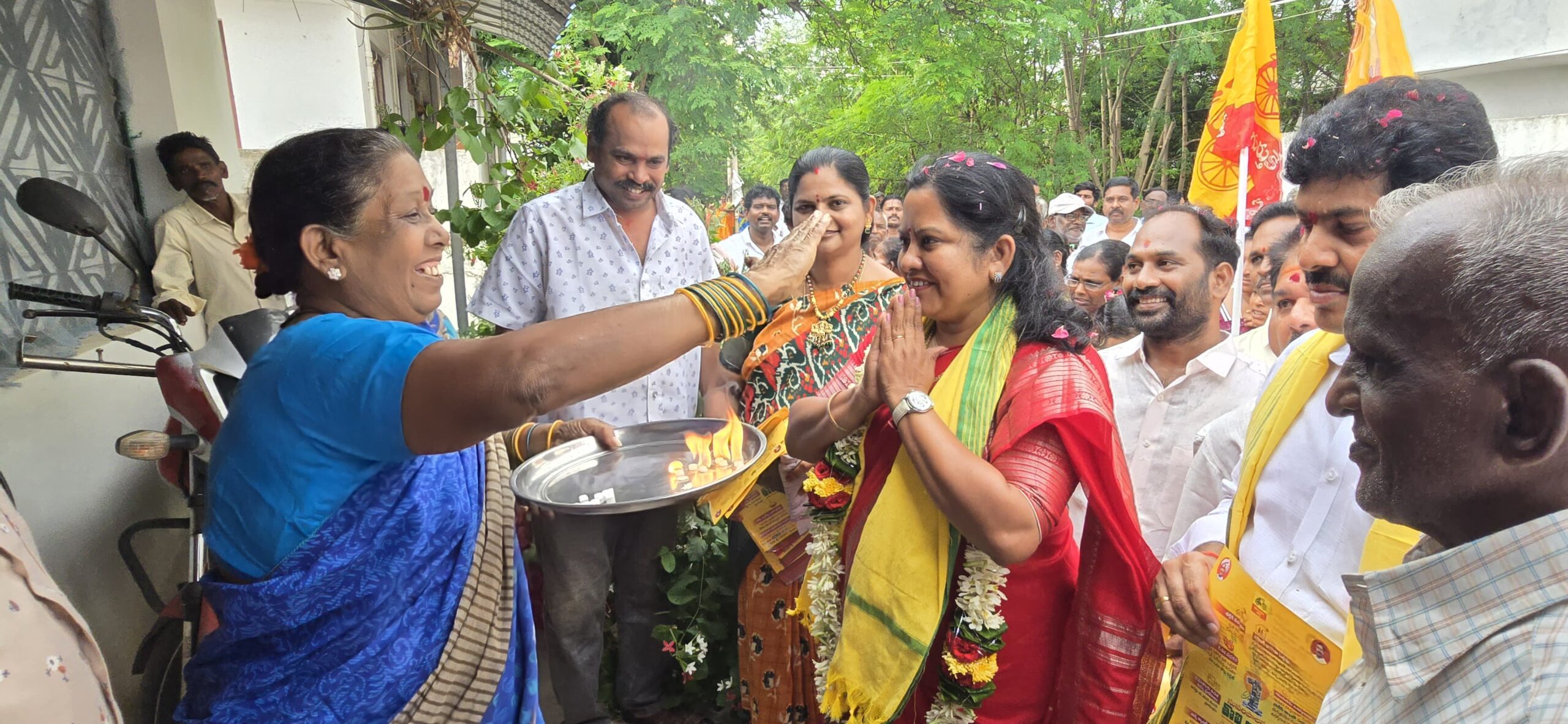 ఏలేశ్వరంలో సుపరిపాలనలో తొలి అడుగు .. పాల్గొన్న ఎమ్మెల్యే సత్య ప్రభ