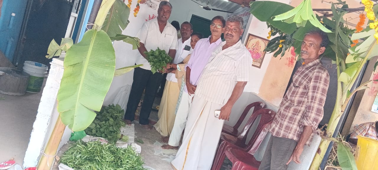 రసాయన రహిత వ్యవసాయ ఉత్పత్తుల కేంద్రాన్ని ప్రారంభించిన తహసిల్దార్…. లోకనాథ పిల్లై