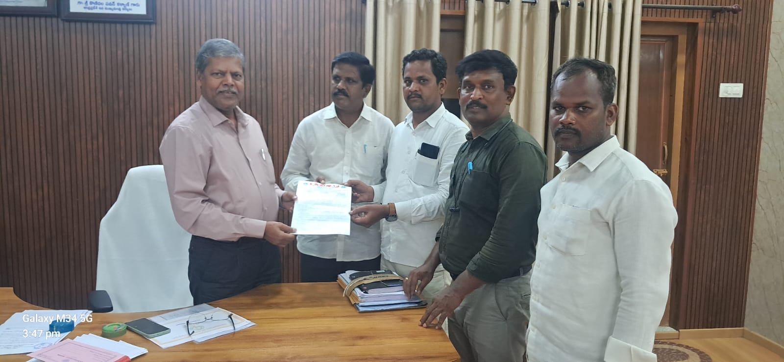పి.ఎఫ్ చెల్లింపుల వేగవంతానికి చర్యలు : జడ్పీ సి.ఇ.ఓ రవికుమార్ నాయుడు
