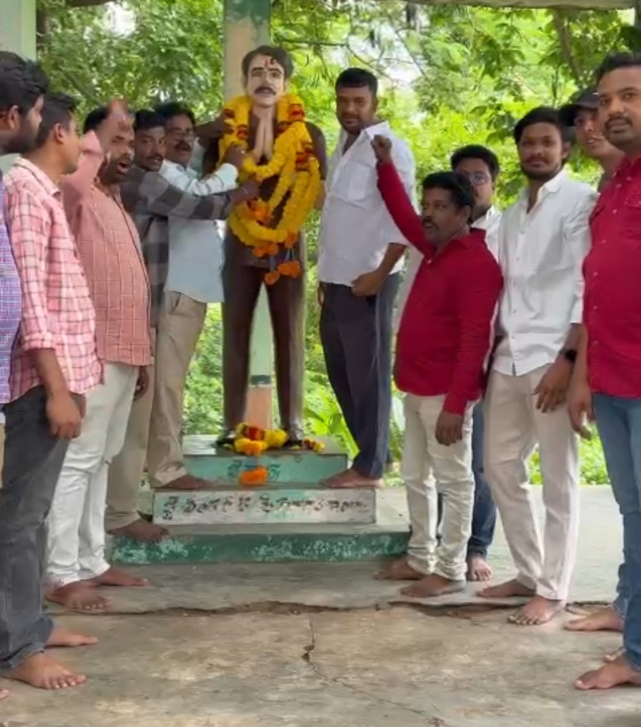 ఘనంగా వంగవీటి మోహన్ రంగ జయంతి వేడుకలు