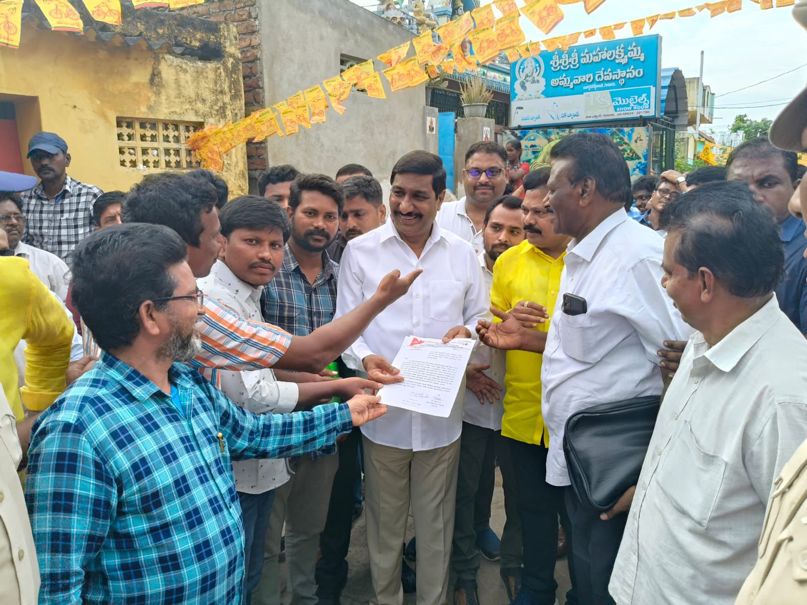గూడూరును నెల్లూరు జిల్లాలో విలీనం చేయాలి, ఫ్లై ఓవర్, పంబలేరు వంతెనలు, ఆర్అండ్ బీ అతిథి గృహ నిర్మాణం పూర్తి చేయాలి