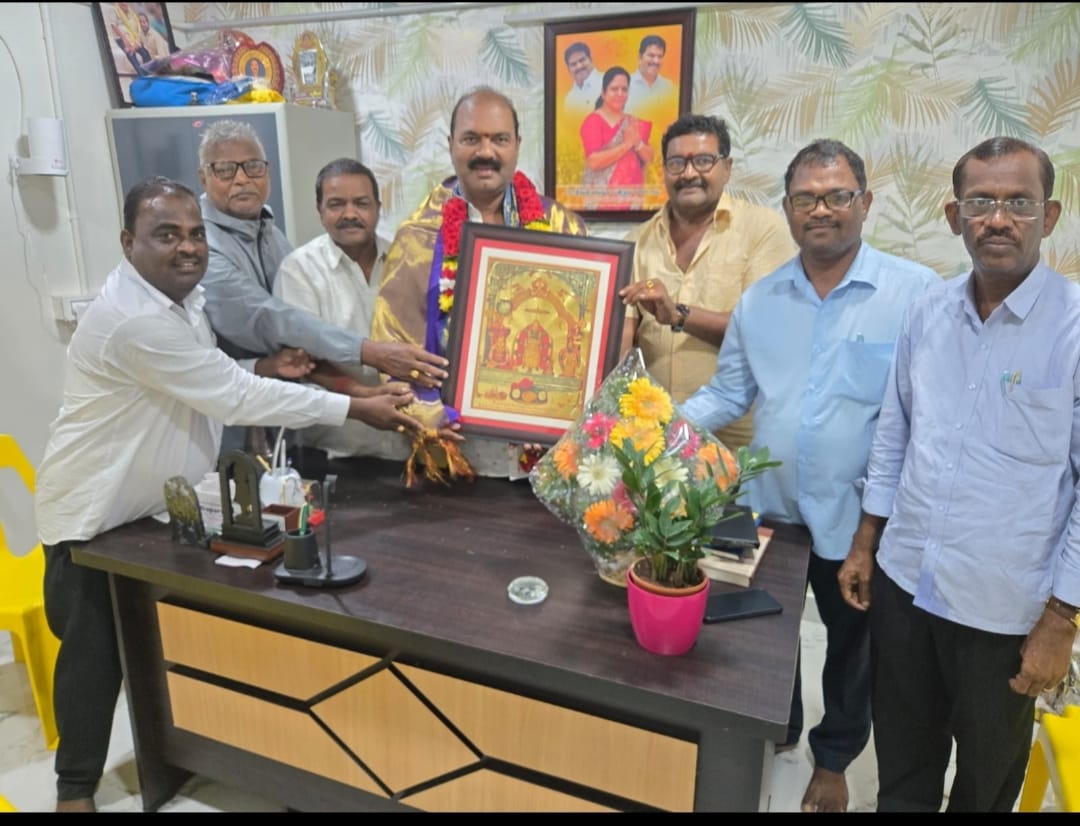 ఘనంగా రాష్ట్ర టిఎన్టియుసి ఉపాధ్యక్షుడు వెన్నా శివ జన్మదిన వేడుకలు..