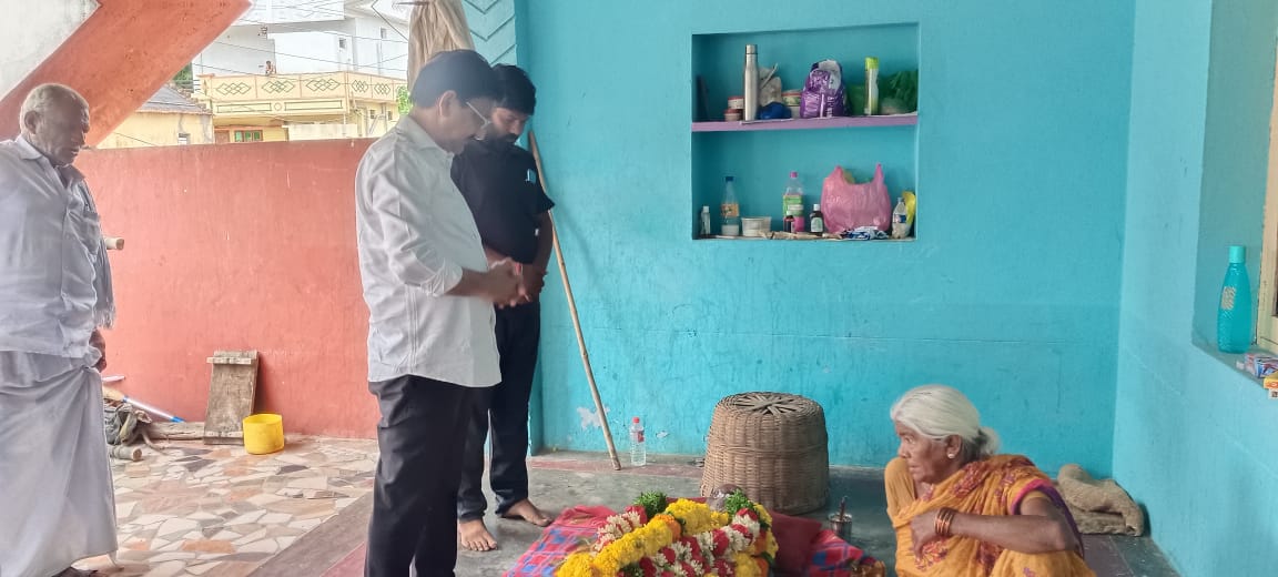కలిగిరి మండల టిడిపి ప్రధాన కార్యదర్శి కాకు మహేష్ ను పరామర్శించిన బొల్లినేని..////