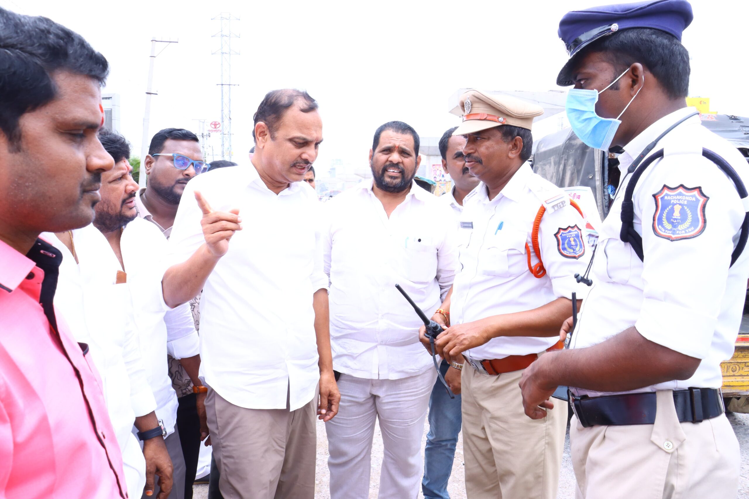 ఉప్పల్ ప్రధాన రహదారి నీ పరిశీలించిన ఉప్పల్ ఎమ్మెల్యే