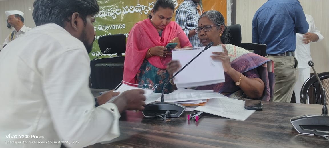 ఉరవకొండలో జ్యోతి అక్రమ పాఠశాలపై చర్యలు తీసుకోవాలి: ఏఐఎఫ్‌డీఎస్ డిమాండ్