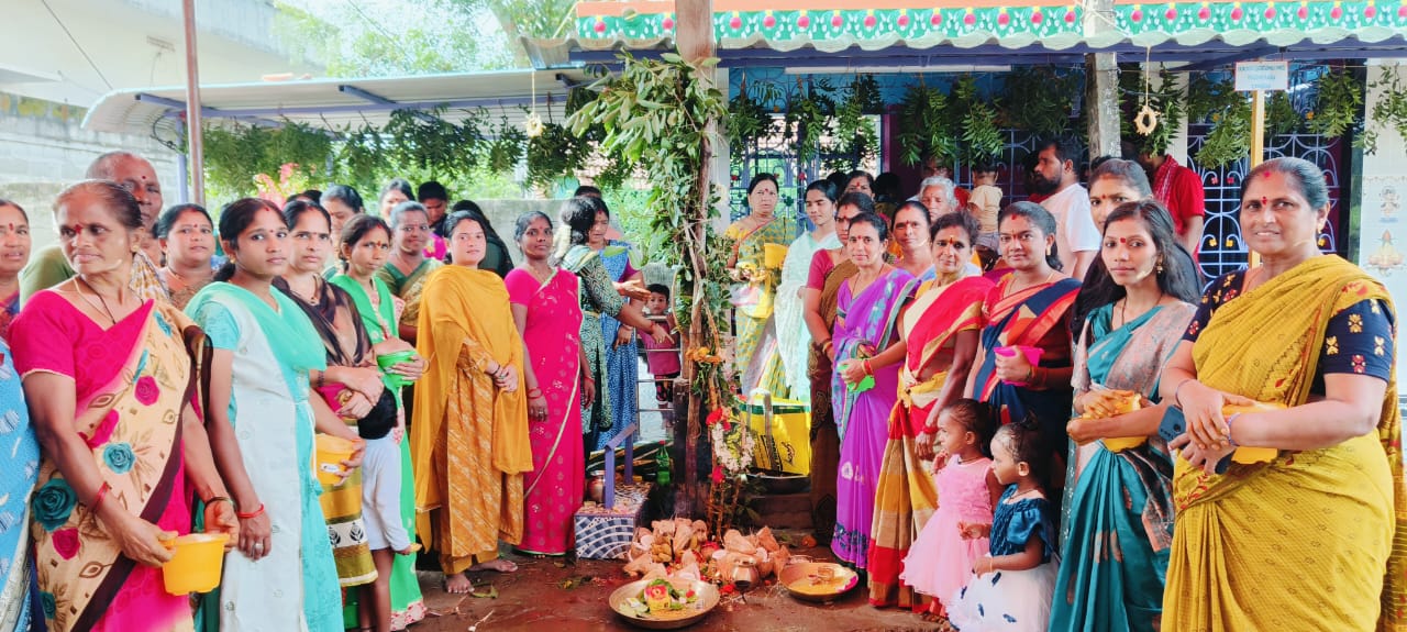 సాయి నగర్ శ్రీ కనక దుర్గమ్మ కోవెల వద్ద ఘనంగా పందిరి రాట మహోత్సవం