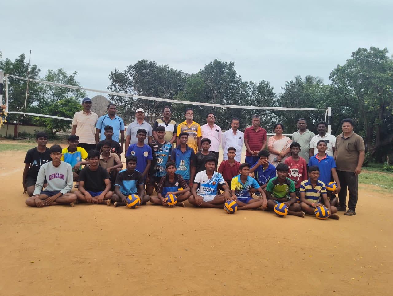 గ్రామీణ క్రీడాకారులు నైపుణ్యం పెంపొందించుకోవాలి – జూనియర్ వాలీబాల్ జాతీయ కోచ్ రమణారావు