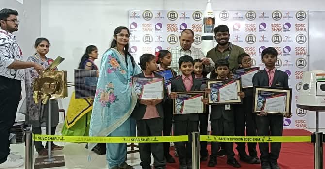 జిల్లా స్థాయి డ్రాయింగ్ పోటీలలో స్మార్ట్ జెన్ గ్లోబల్ స్కూల్ విద్యార్థుల విజయకేతం