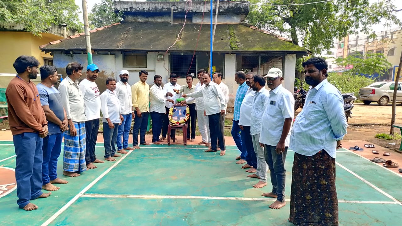 కలిగిరి ఆర్ అండ్ బి బంగ్లా నందు ఘనంగా నిర్వహించిన అంబేద్కర్ 69వ వర్ధంతి..
