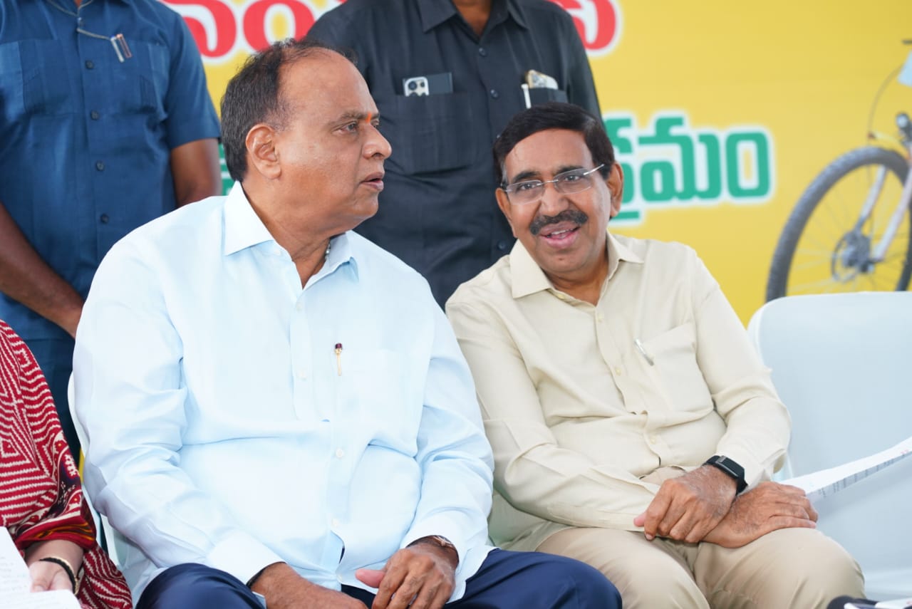 ప్రజాసేవలో ఇద్దరూ….ఇద్దరే , వేమిరెడ్డి ప్రభాకర్ రెడ్డి…. పొంగూరు నారాయణ