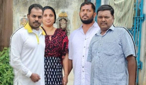 తలారి దేవరాజులు కుటుంబ సభ్యులను పరామర్శించిన ఎంపీటీసీ సభ్యురాలు స్వాతి కమలాపతిరెడ్డి.