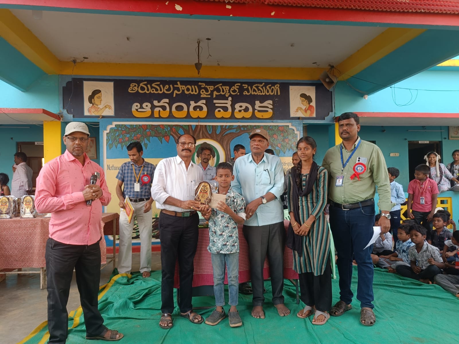 జవహర్ నవోదయ మెగా మోడల్ టెస్ట్కు తిరుమల సాయి హైస్కూల్లో అనూహ్య స్పందన.